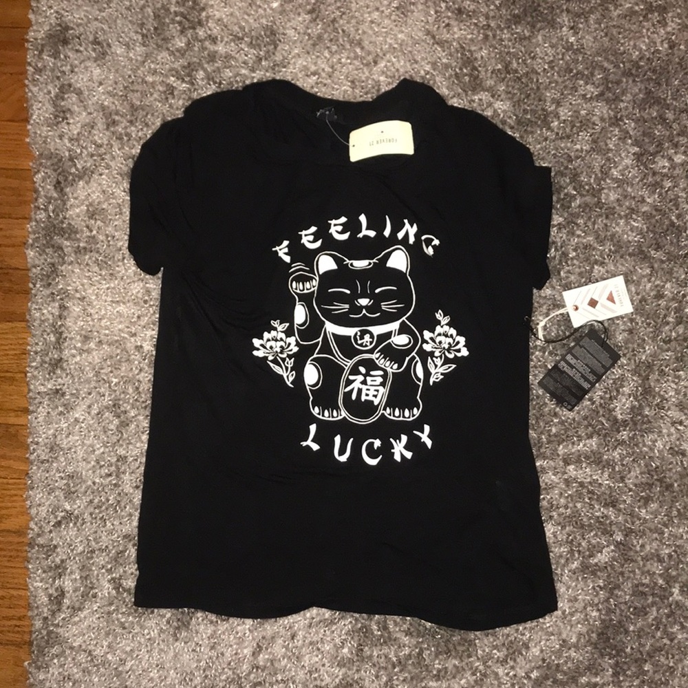 ☆FOREVER21 FEELING LUCKY TEE ☆